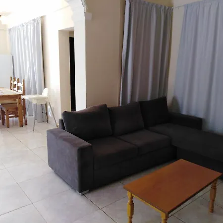 فيلة Lovely Six Bedroom In Coral Bay , Car Not Essential بييا