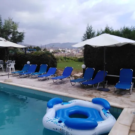 Lovely Six Bedroom In Coral Bay , Car Not Essential فيلة *